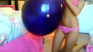 Воздушные шары порно - видео
